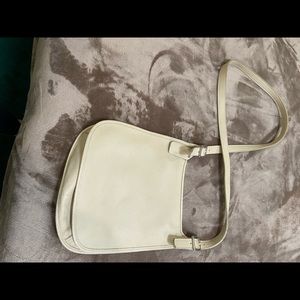Coach saddle bag 9131 color bone